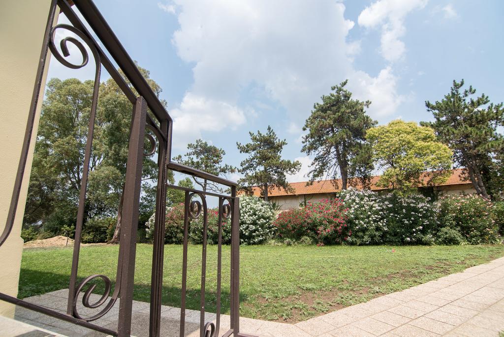 Villa Degli Oleandri Bnb Рим Экстерьер фото